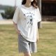 Women's Nostalgic Printed Round Neck Loose Short Sleeve T-shirt